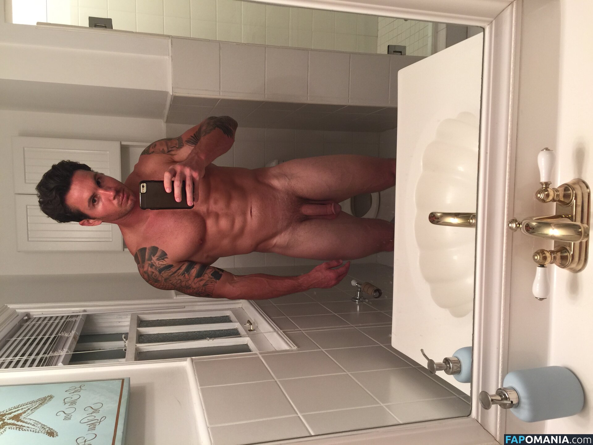 Emma Hernan Nago Przeciekłe zdjęcie #517