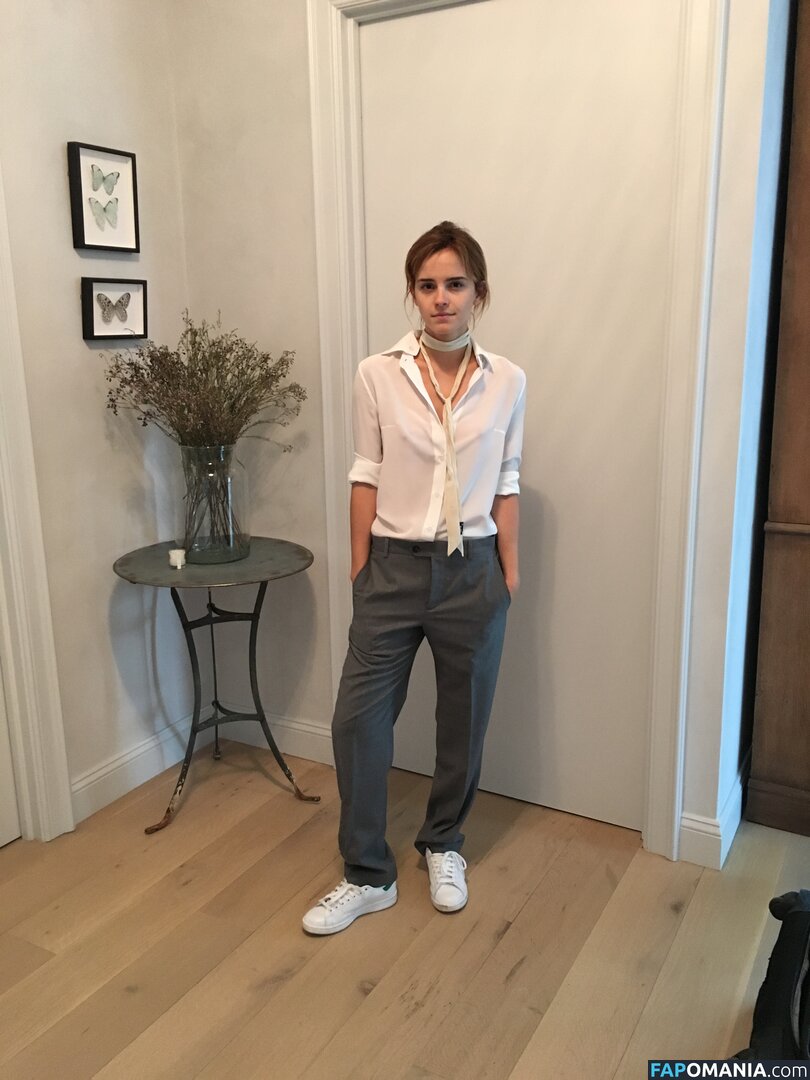 Emma Watson Nago Przeciekłe zdjęcie #106