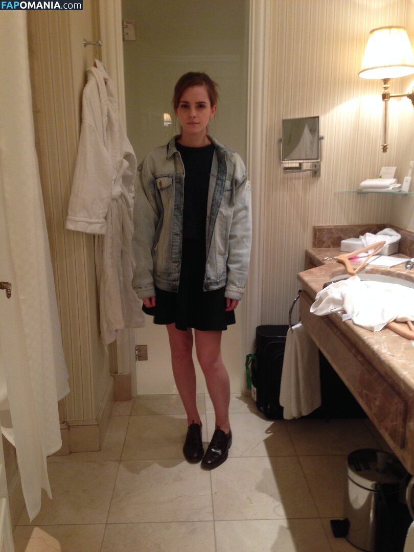 Emma Watson Nago Przeciekłe zdjęcie #111