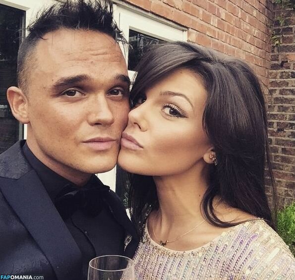 Faye Brookes Nago Przeciekłe zdjęcie #14