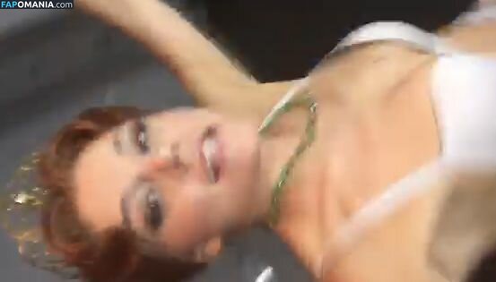 Faye Brookes Nago Przeciekłe zdjęcie #29