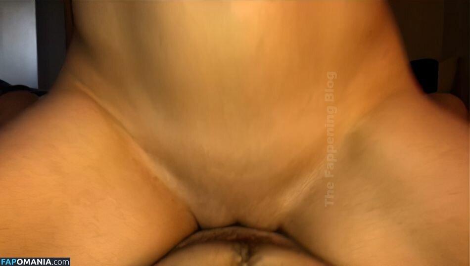 Femke Aaldering Nago Przeciekłe zdjęcie #2