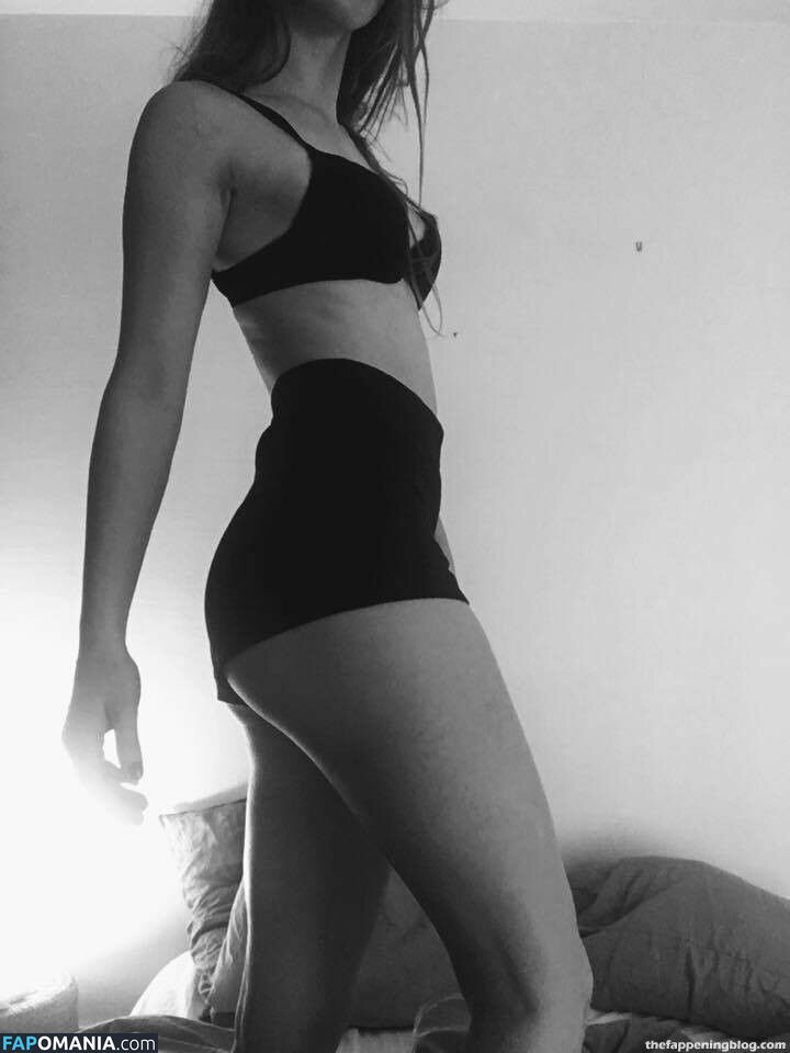 Fleur Geffrier Nago Przeciekłe zdjęcie #41