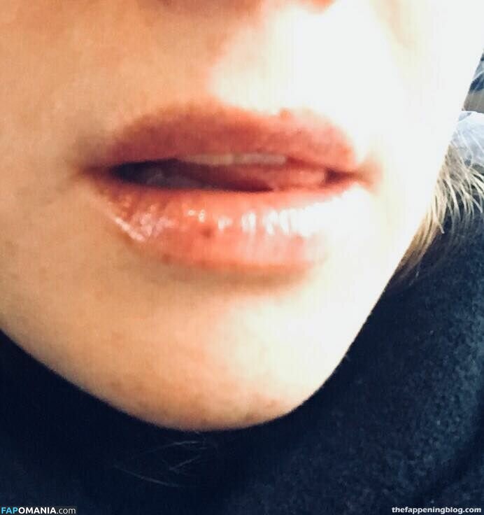 Fleur Geffrier Nago Przeciekłe zdjęcie #44