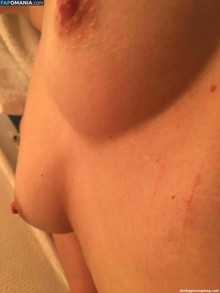 Fleur Geffrier Nago Przeciekłe zdjęcie #46