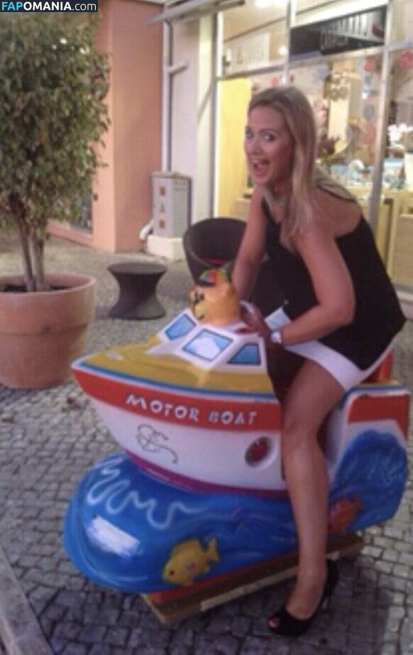 Hayley McQueen Nago Przeciekłe zdjęcie #24