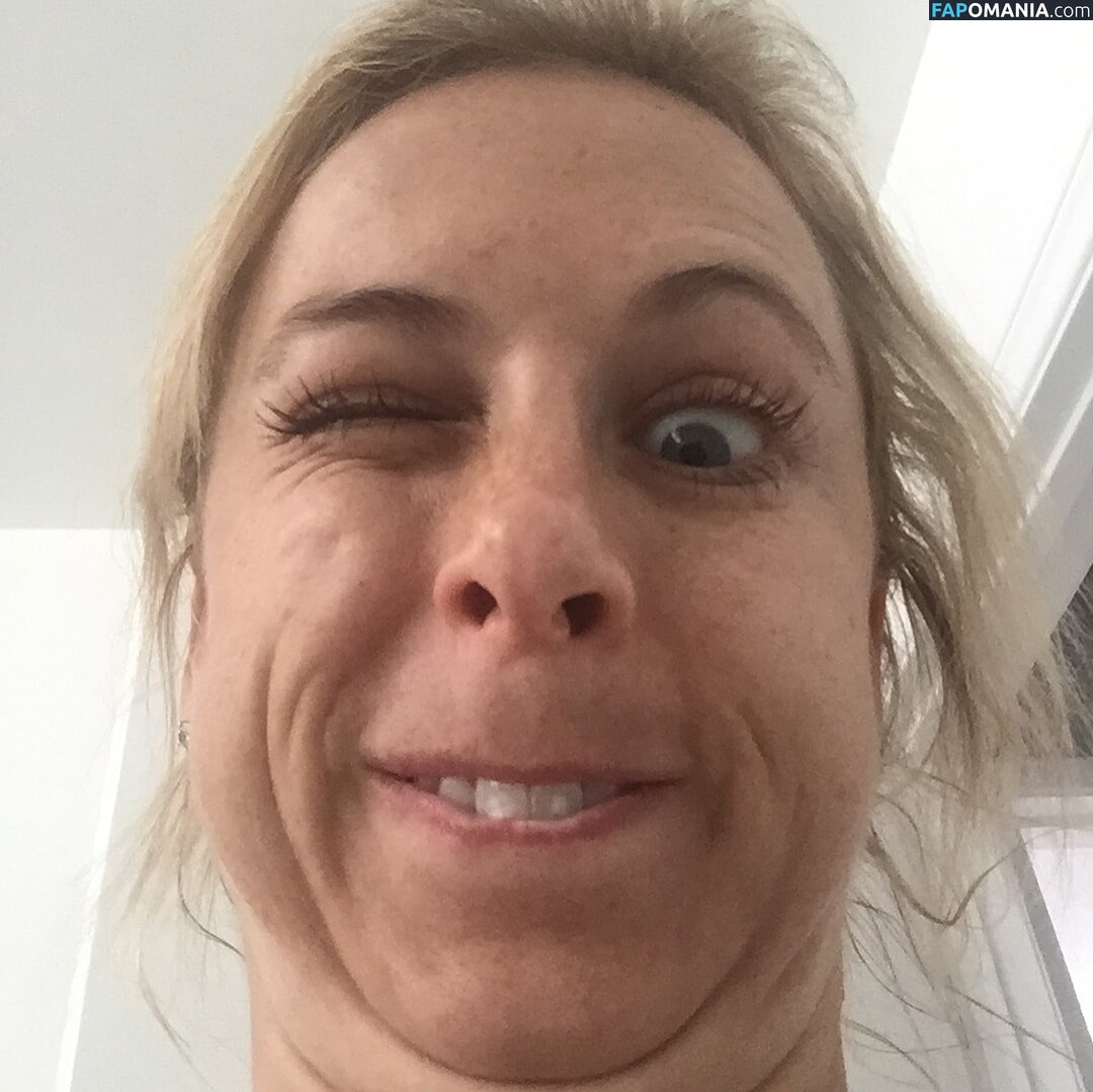 Iliza Shlesinger Nago Przeciekłe zdjęcie #178