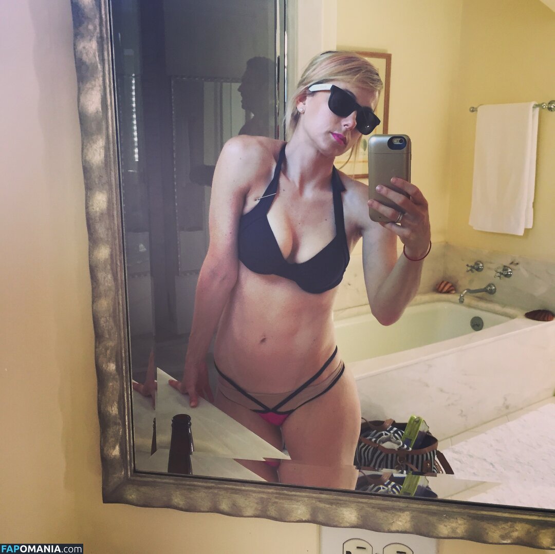 Iliza Shlesinger Nago Przeciekłe zdjęcie #180