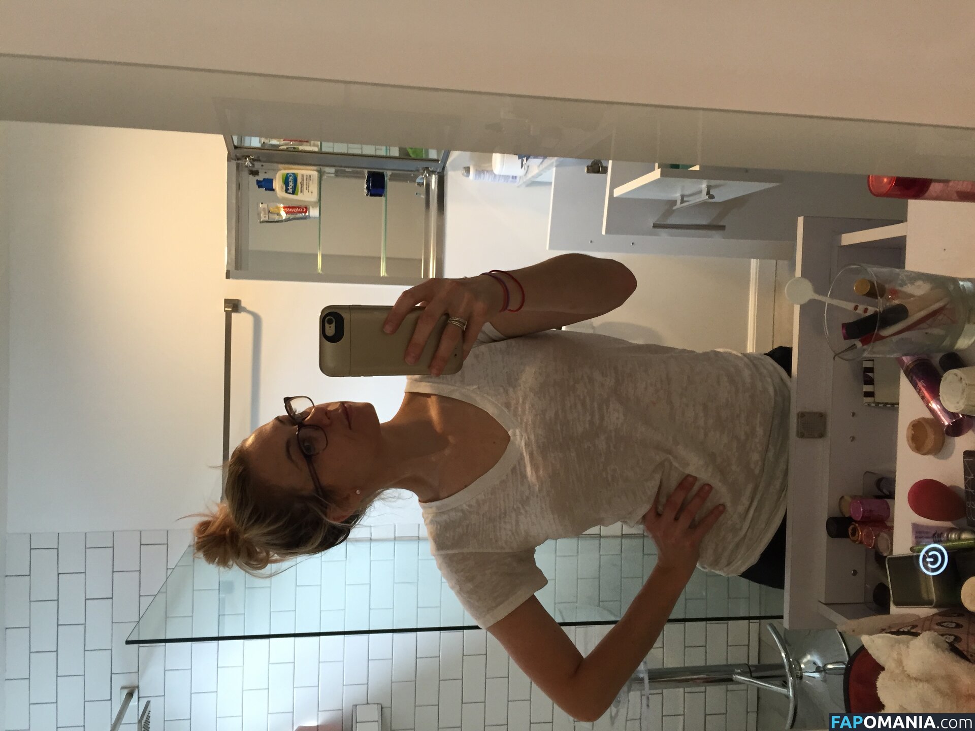 Iliza Shlesinger Nago Przeciekłe zdjęcie #198
