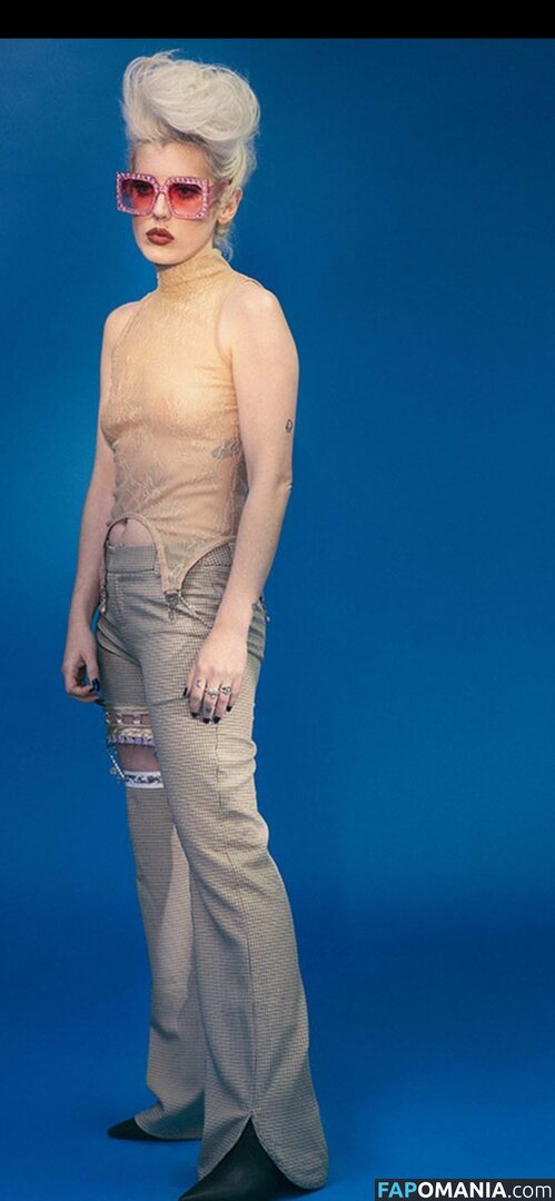 Izzy Phillips Nago Przeciekłe zdjęcie #11