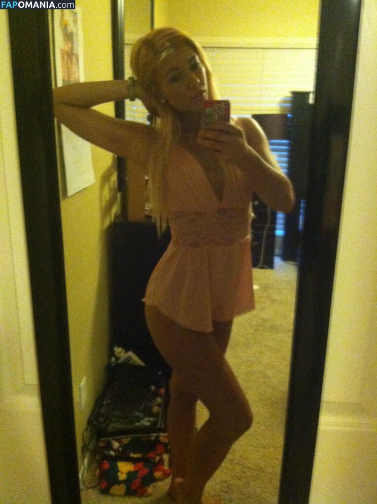 Jacqueline Dunford Nago Przeciekłe zdjęcie #7