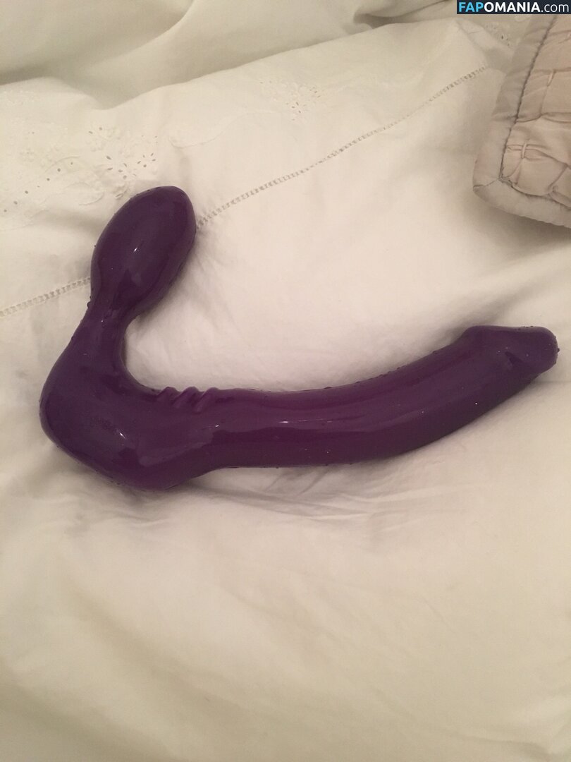 Jade Nimmo Nago Przeciekłe zdjęcie #40