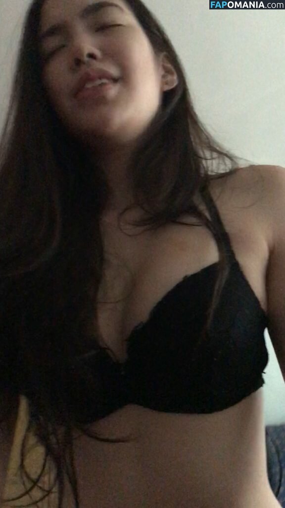 Janella Ooi Nago Przeciekłe zdjęcie #202