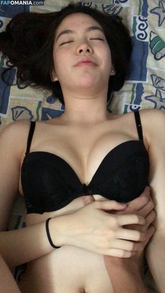 Janella Ooi Nago Przeciekłe zdjęcie #209