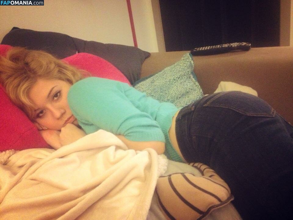 Jennette McCurdy Nago Przeciekłe zdjęcie #9