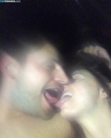 Jennifer Metcalfe Nago Przeciekłe zdjęcie #20