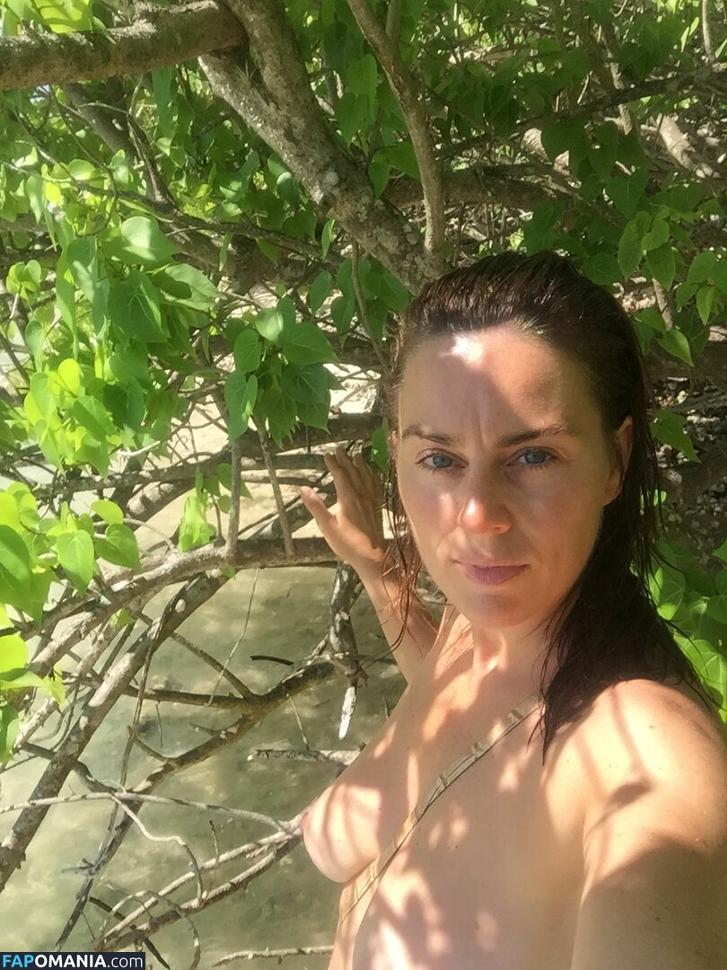 Jill Halfpenny Nago Przeciekłe zdjęcie #3