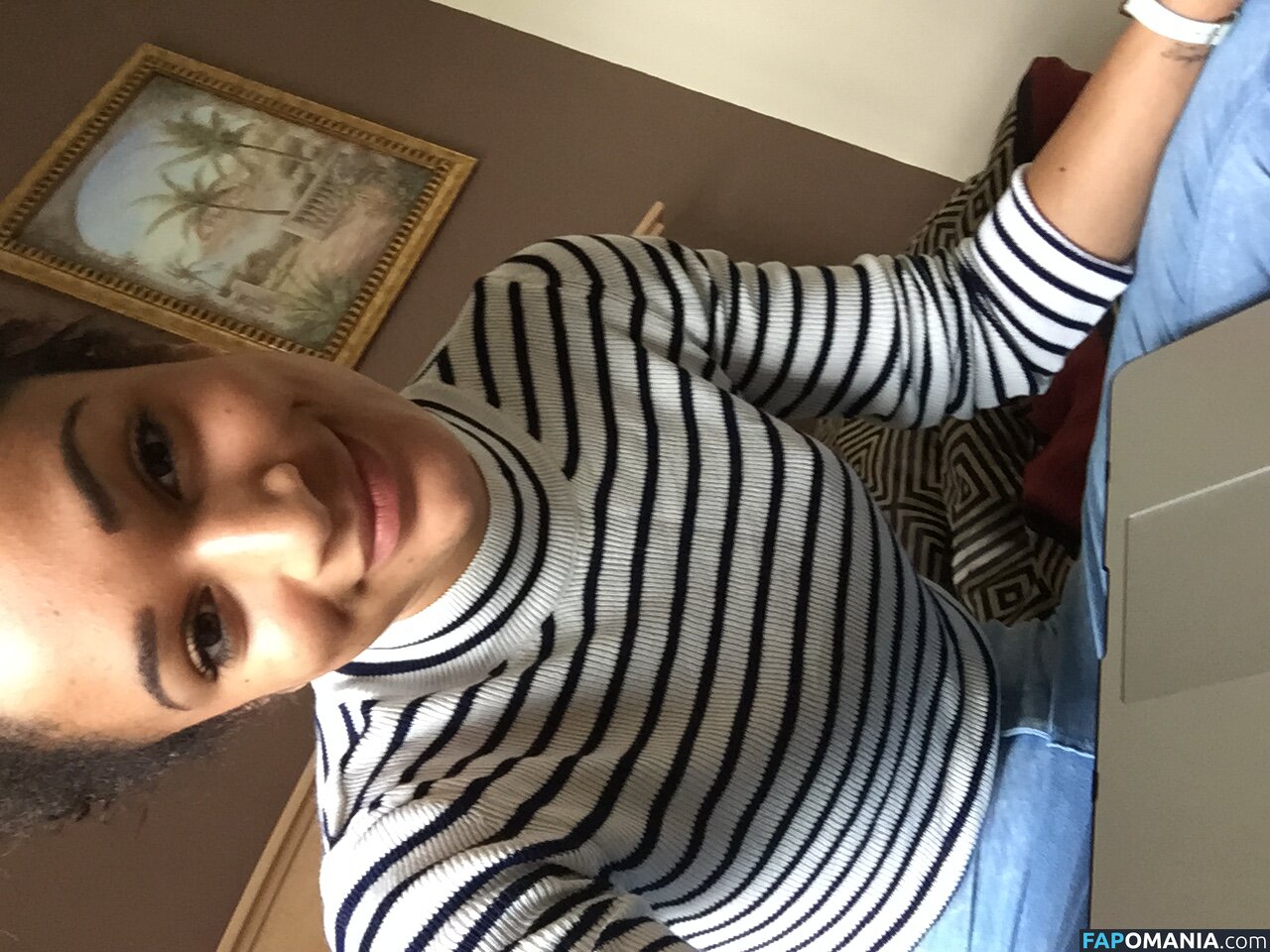 Jodie Williams Nago Przeciekłe zdjęcie #37