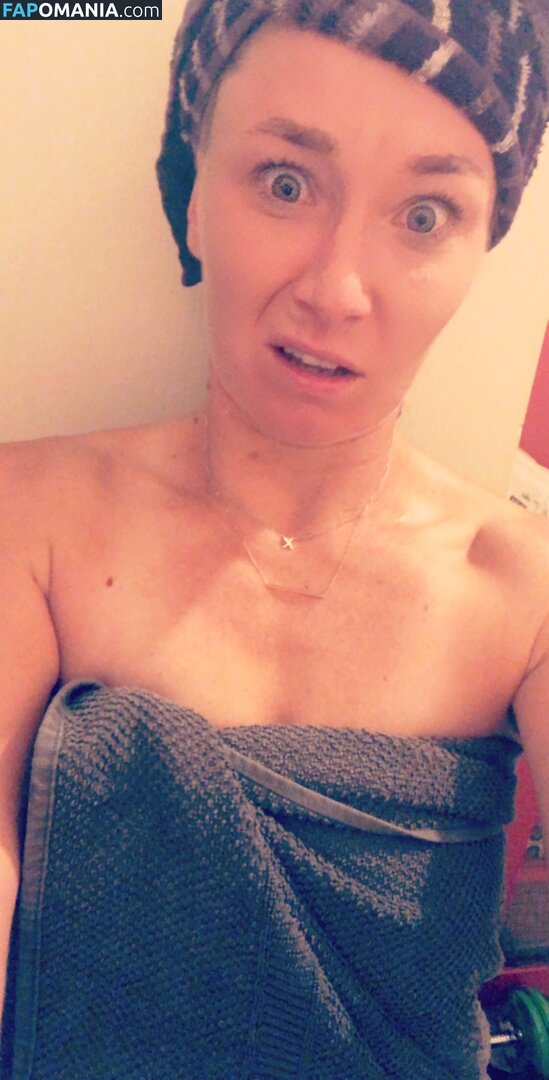 Julia Glushko Nago Przeciekłe zdjęcie #10