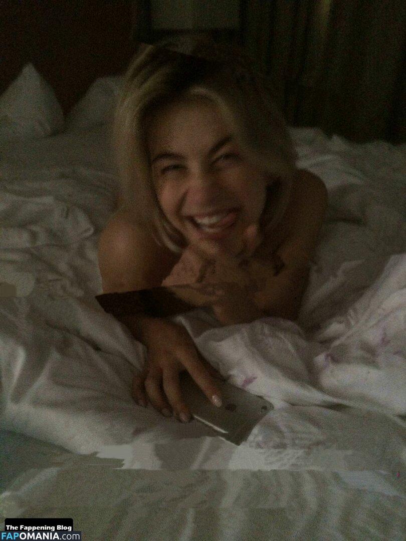 Julianne Hough Nago Przeciekłe zdjęcie #1