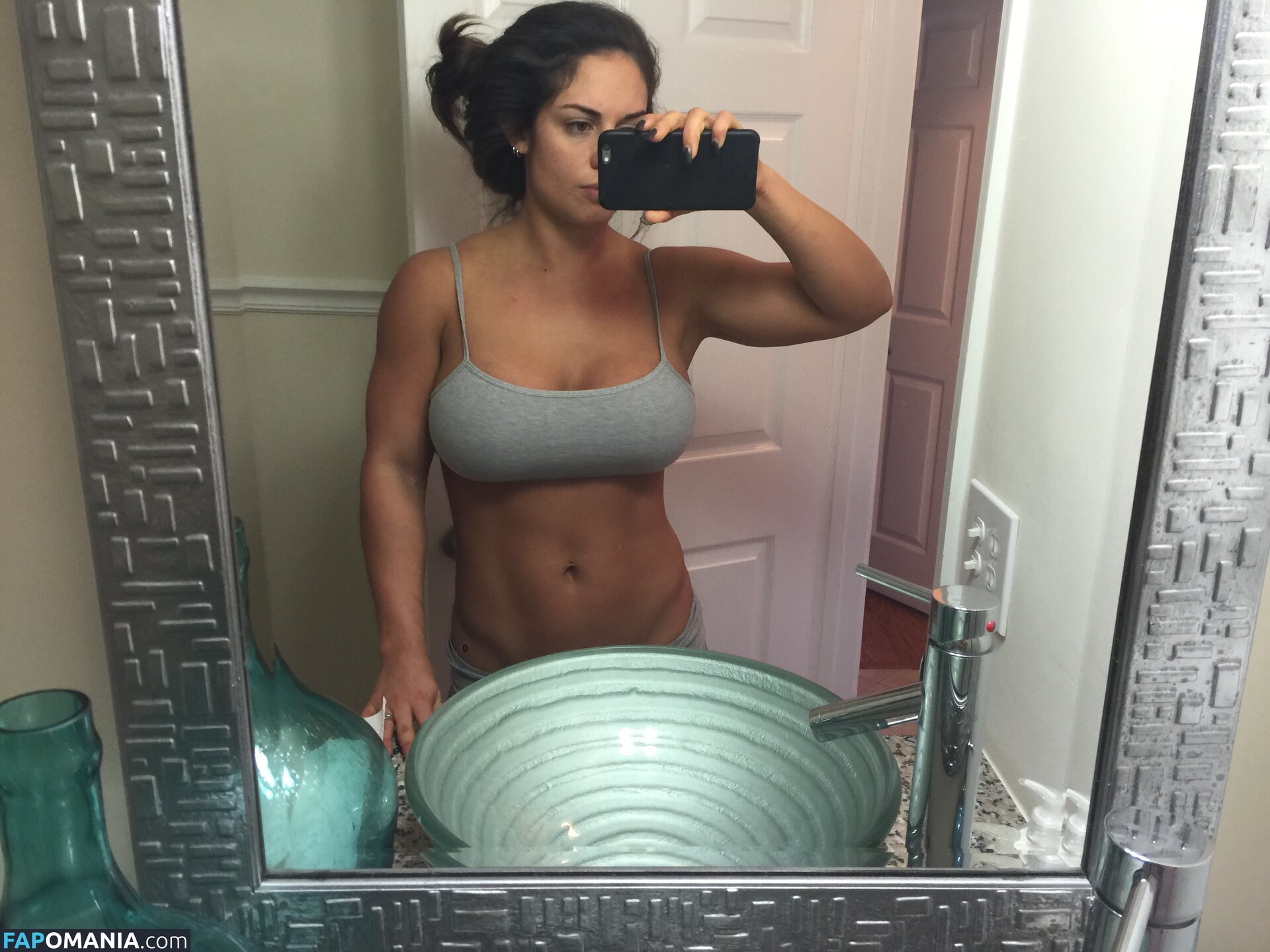 Kaitlyn WWE Nago Przeciekłe zdjęcie #56