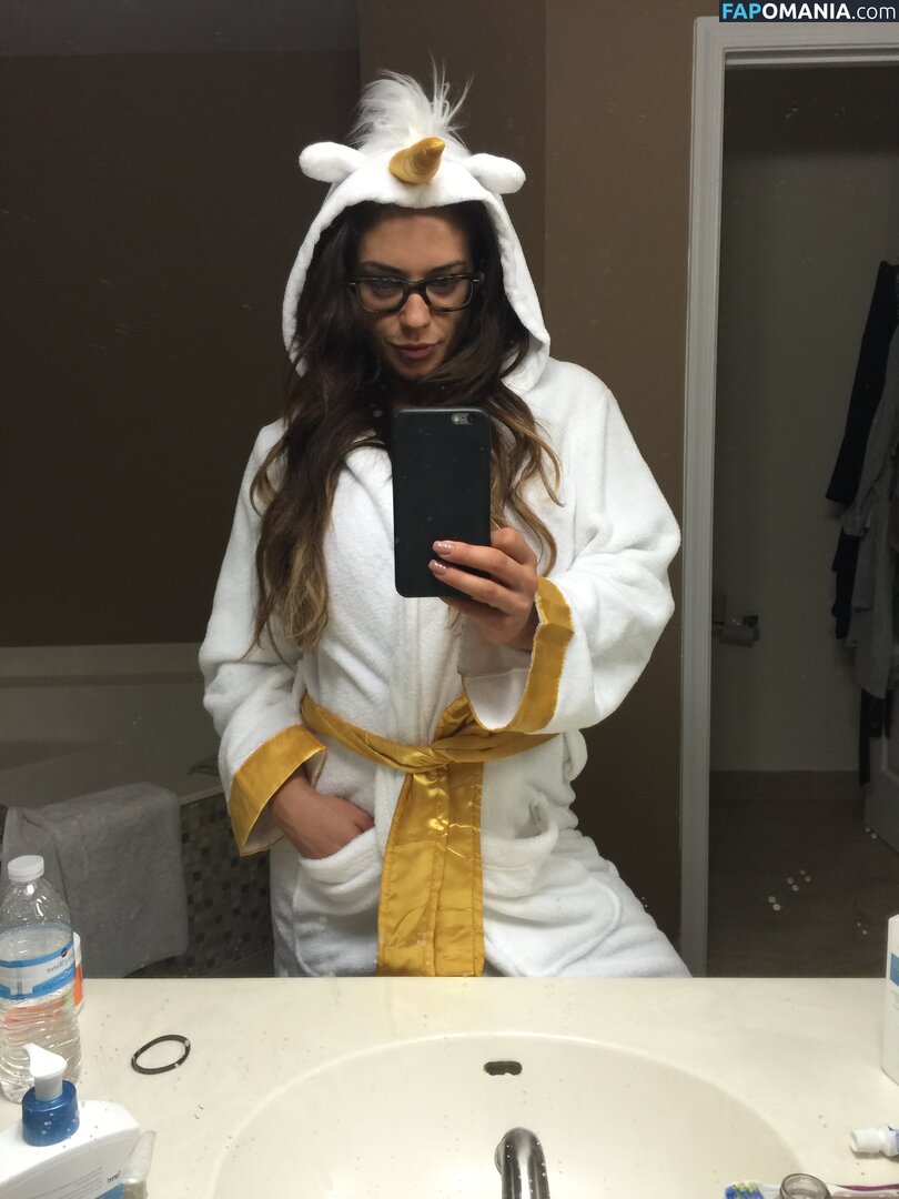 Kaitlyn WWE Nago Przeciekłe zdjęcie #74