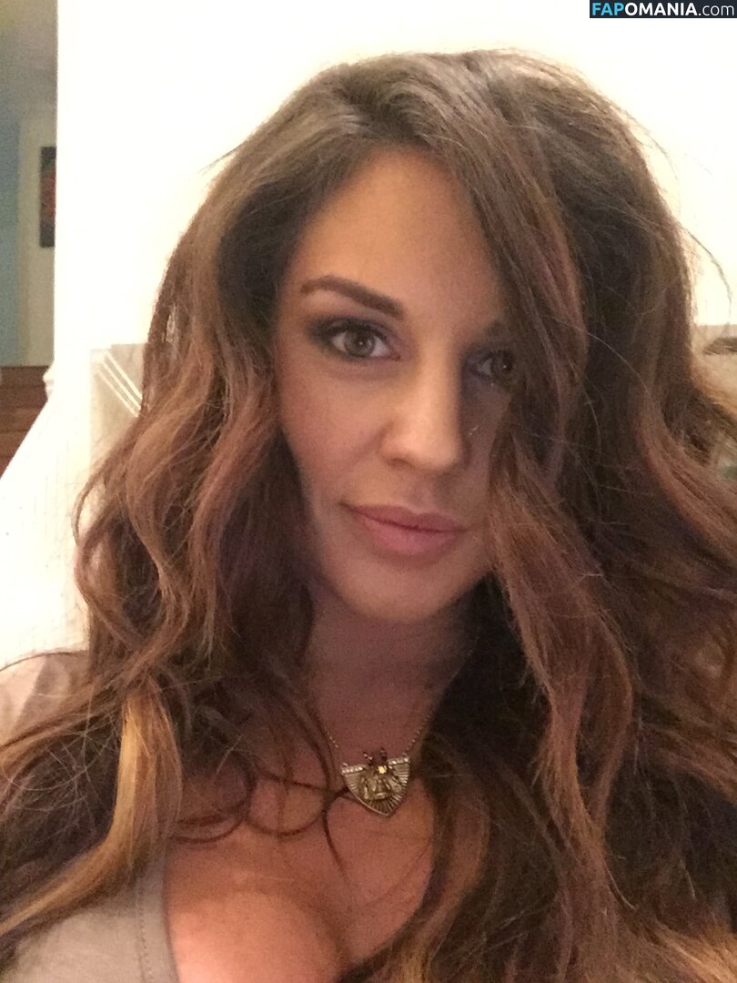 Kaitlyn WWE Nago Przeciekłe zdjęcie #126