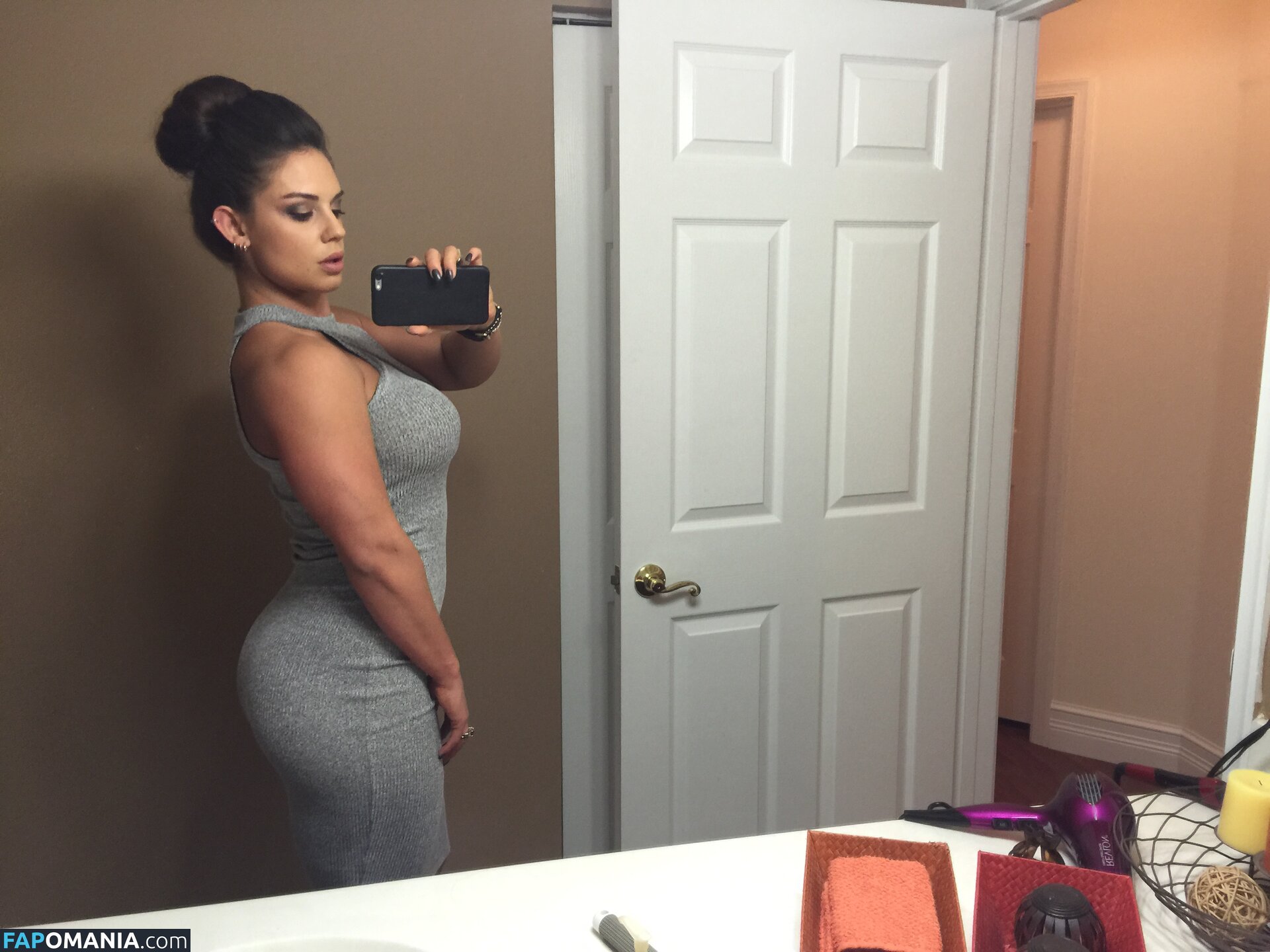 Kaitlyn WWE Nago Przeciekłe zdjęcie #136