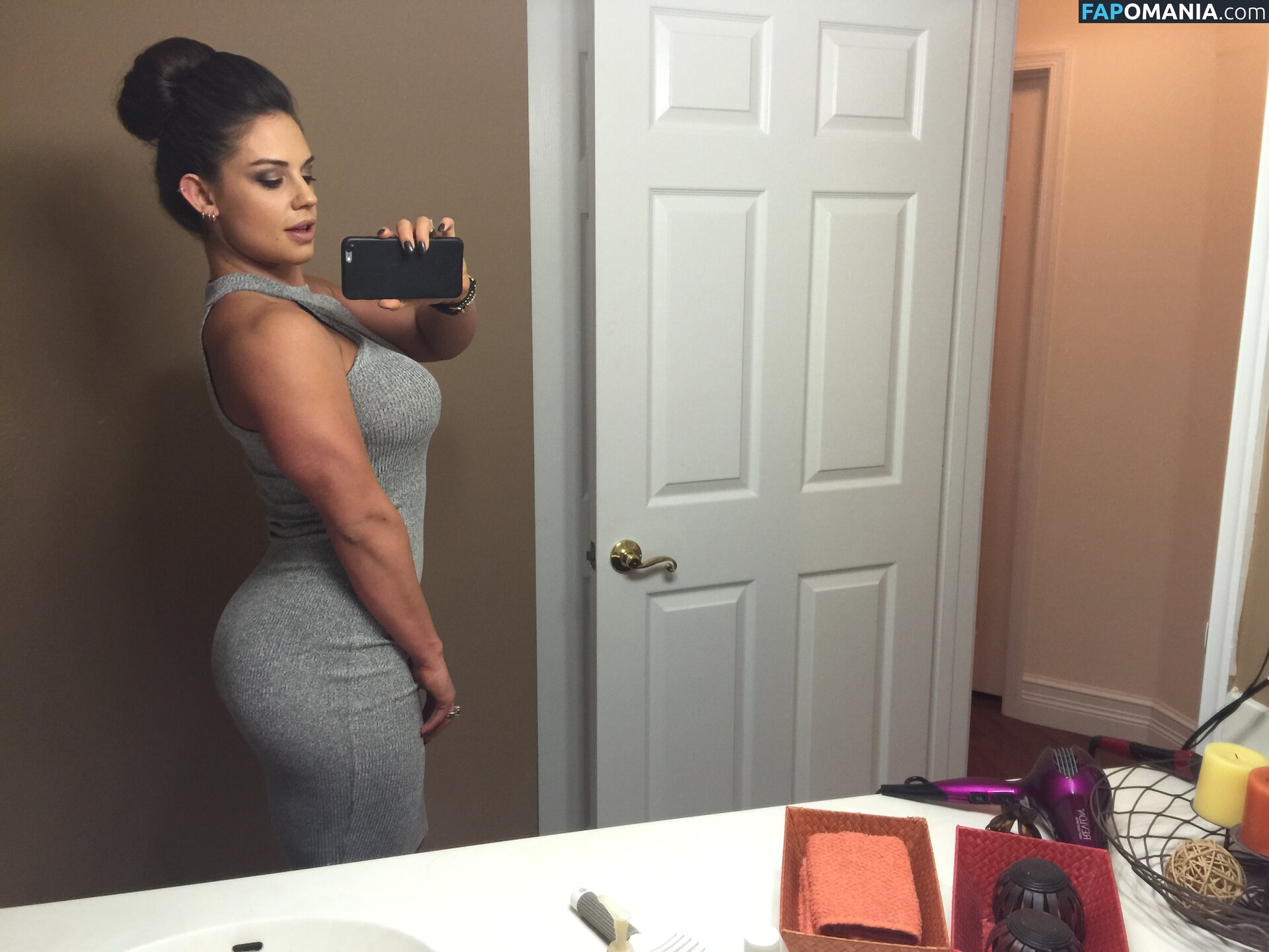 Kaitlyn WWE Nago Przeciekłe zdjęcie #137