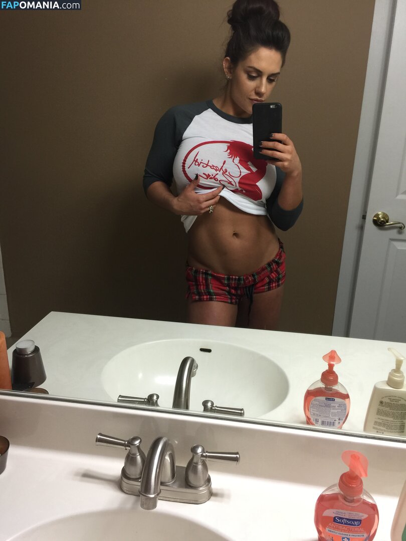 Kaitlyn WWE Nago Przeciekłe zdjęcie #164