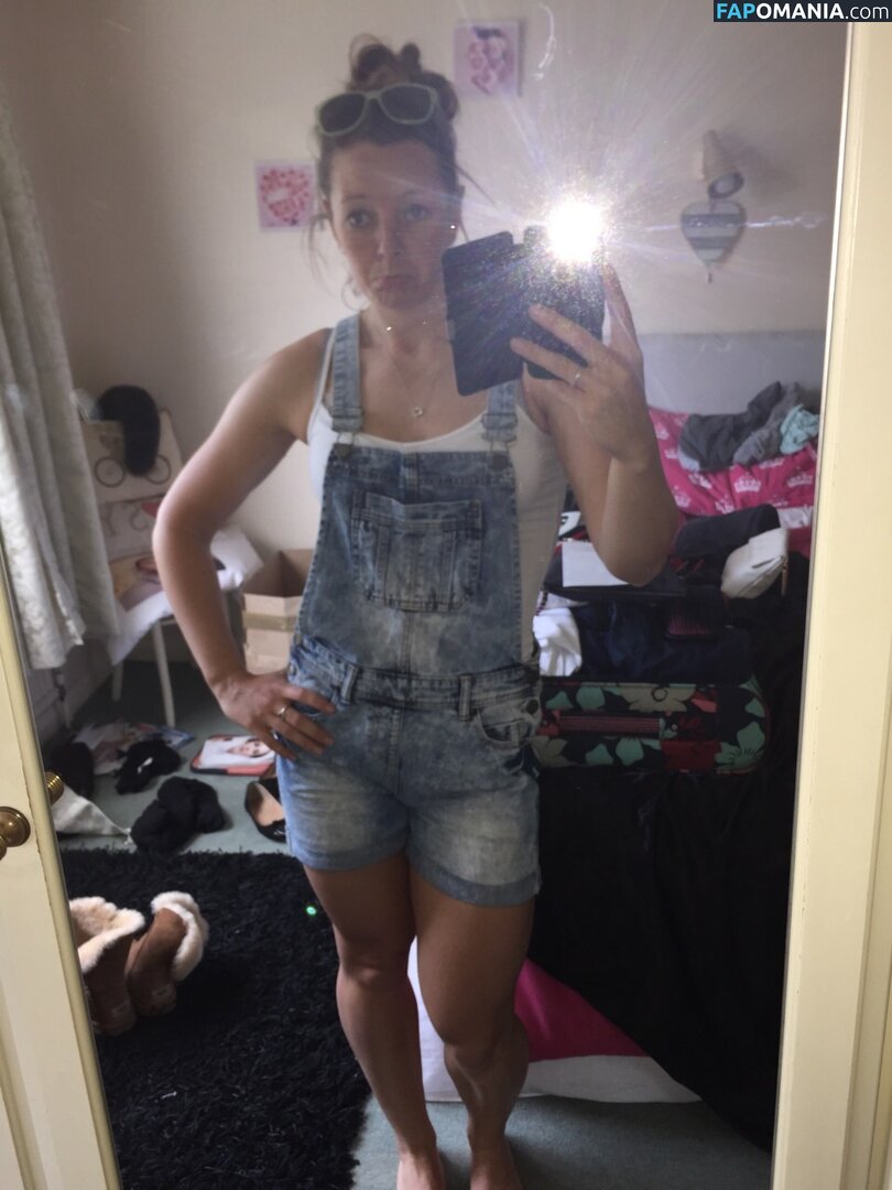 Katy Marchant Nago Przeciekłe zdjęcie #24