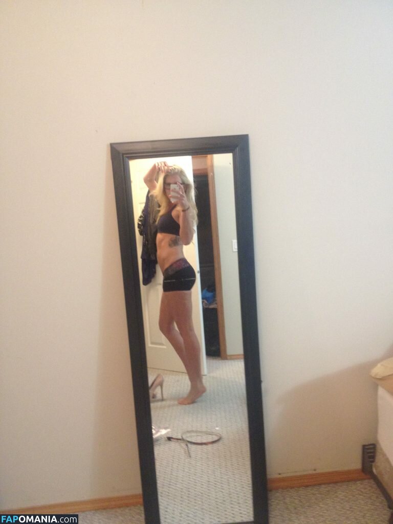 Kaylyn Kyle Nago Przeciekłe zdjęcie #65