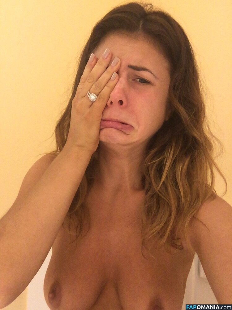 Kelly Hall Nago Przeciekłe zdjęcie #1