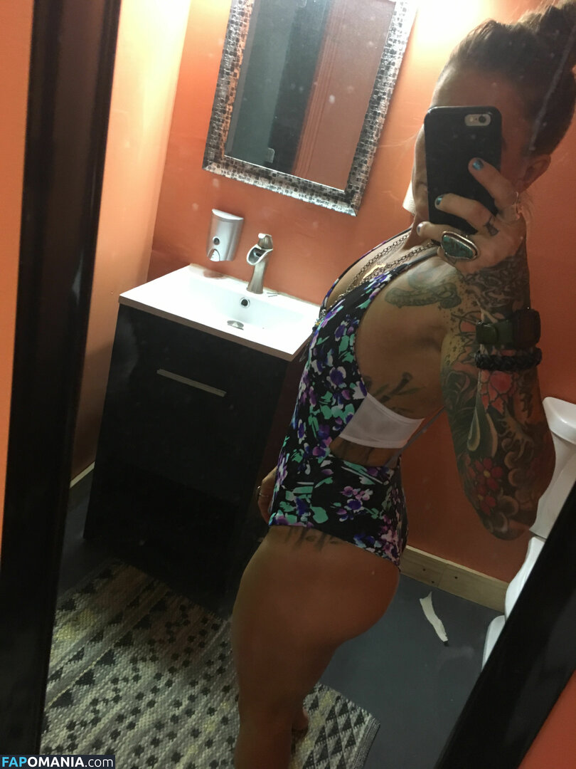 Krissy Mae Cagney Nago Przeciekłe zdjęcie #12
