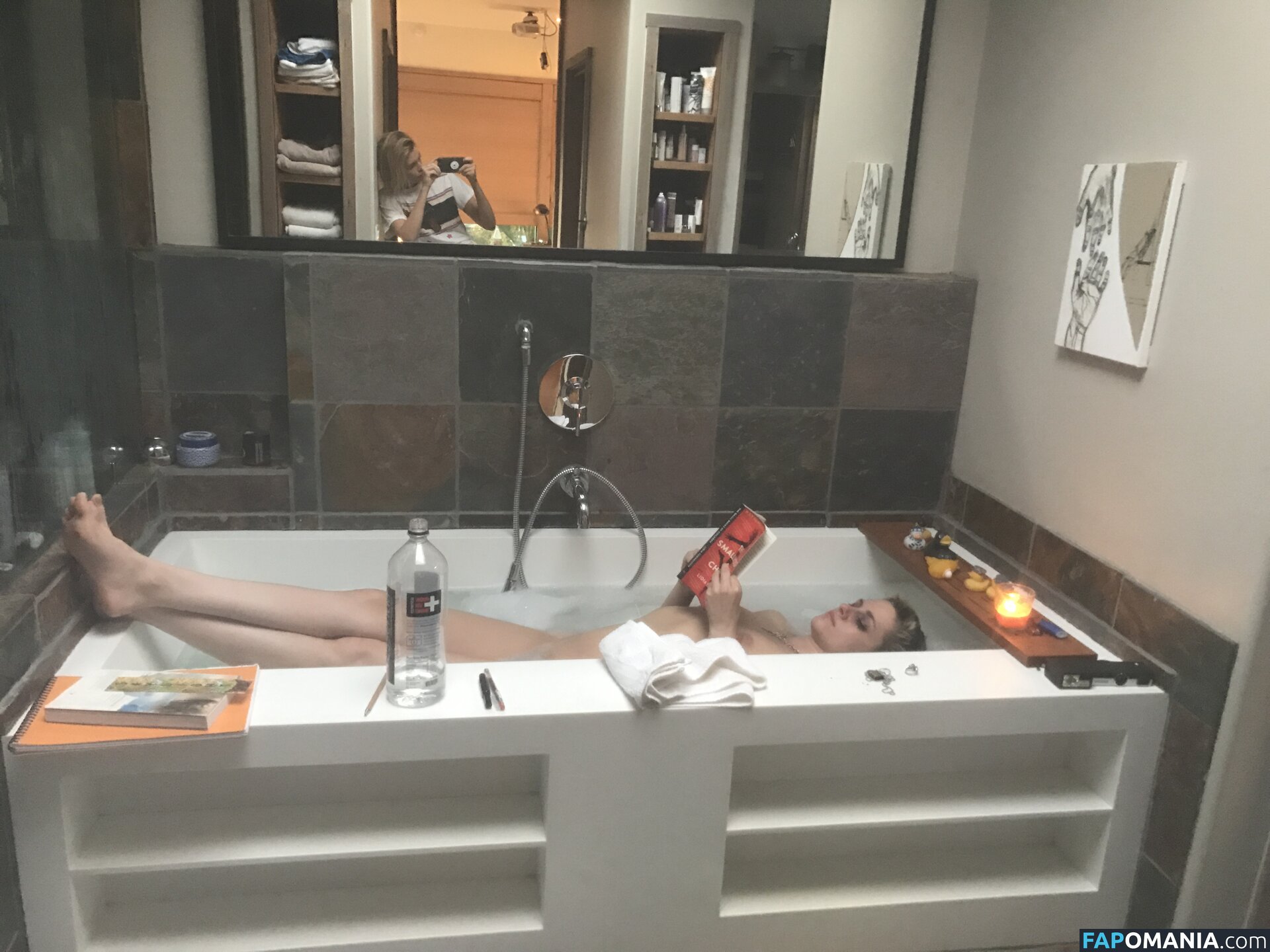 Kristen Stewart Nago Przeciekłe zdjęcie #399