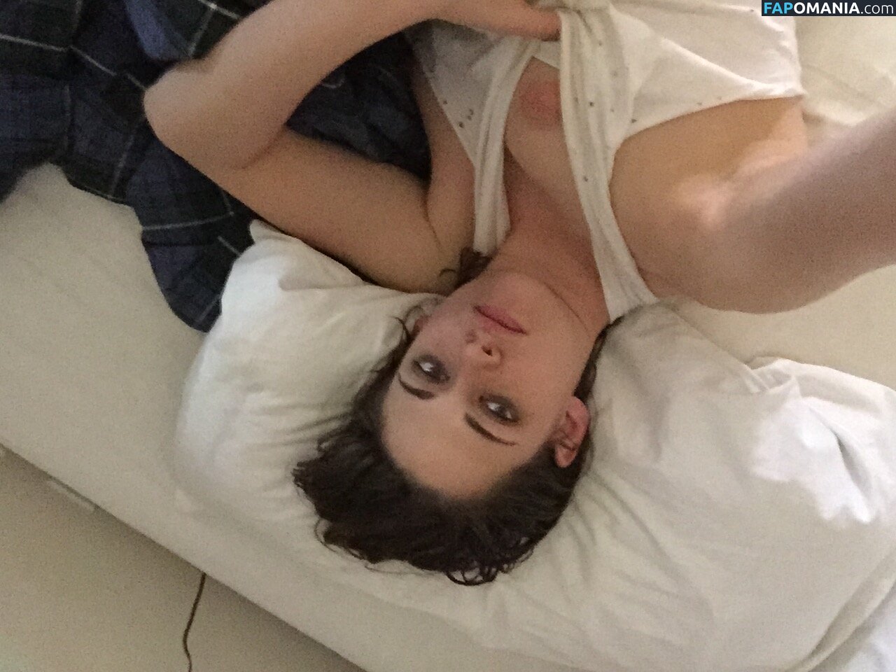 Kristen Stewart Nago Przeciekłe zdjęcie #414