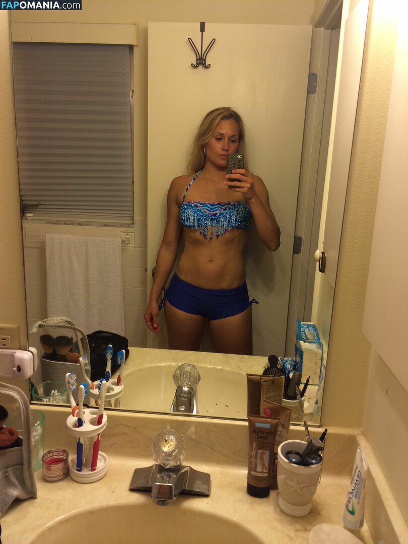 Kymberli Nance Nago Przeciekłe zdjęcie #4