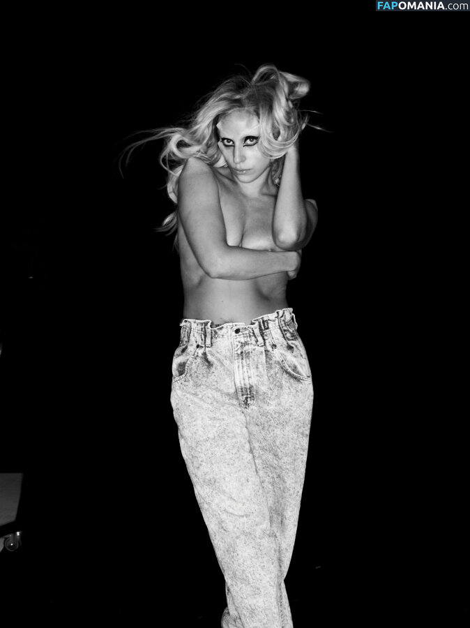 Lady Gaga Nago Przeciekłe zdjęcie #541
