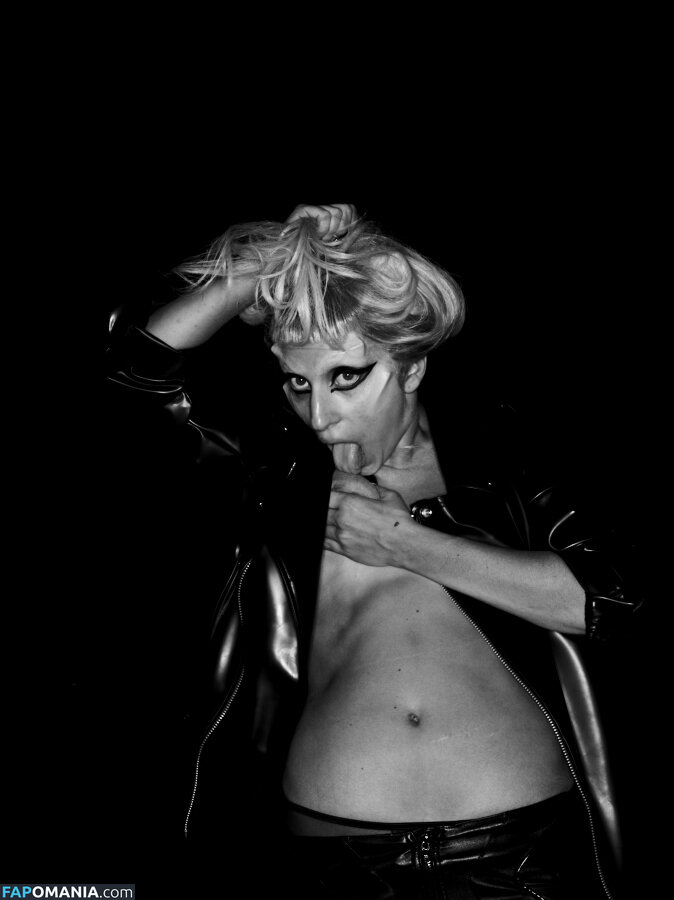 Lady Gaga Nago Przeciekłe zdjęcie #556