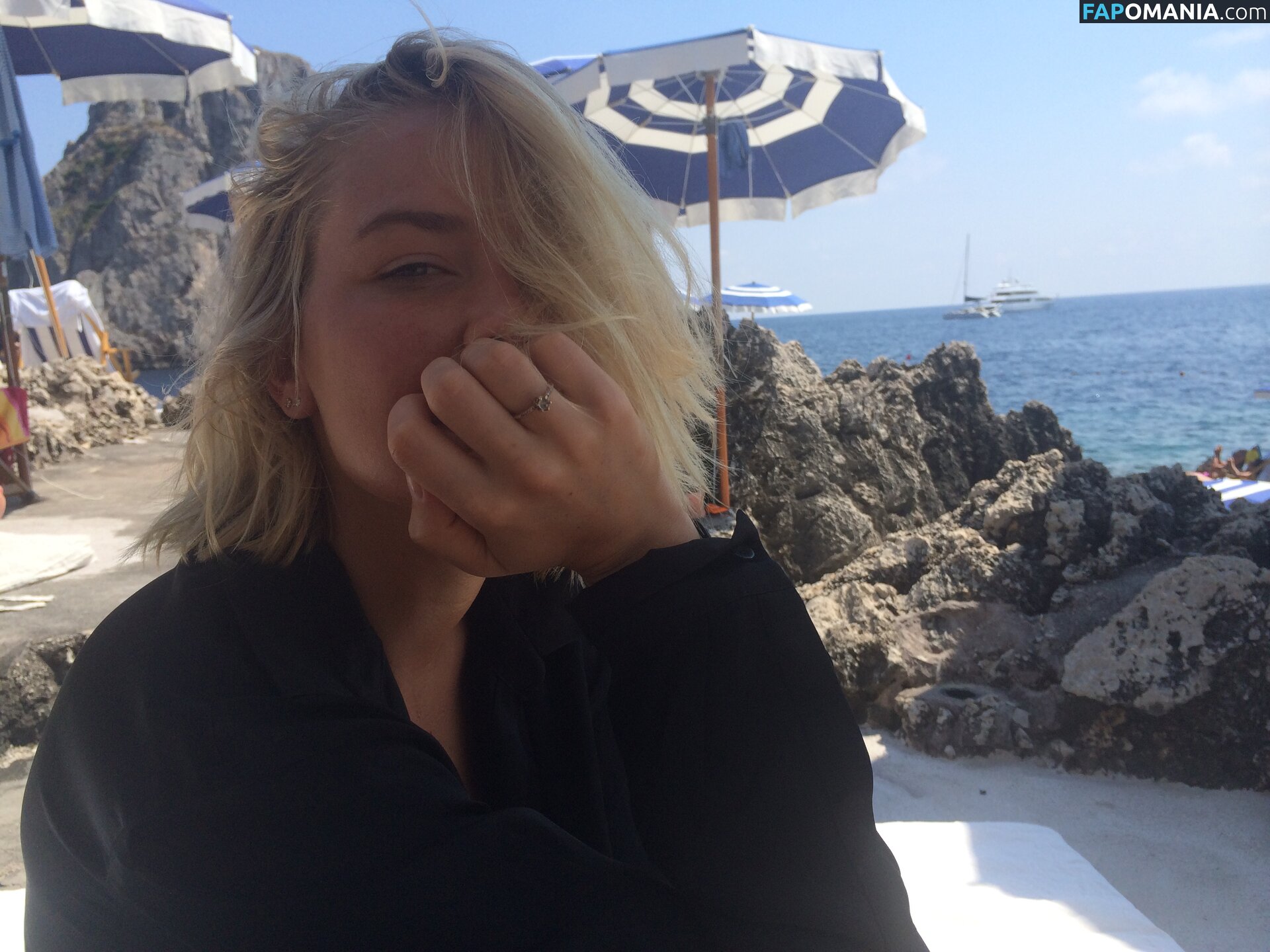 Lara Bingle Nago Przeciekłe zdjęcie #63