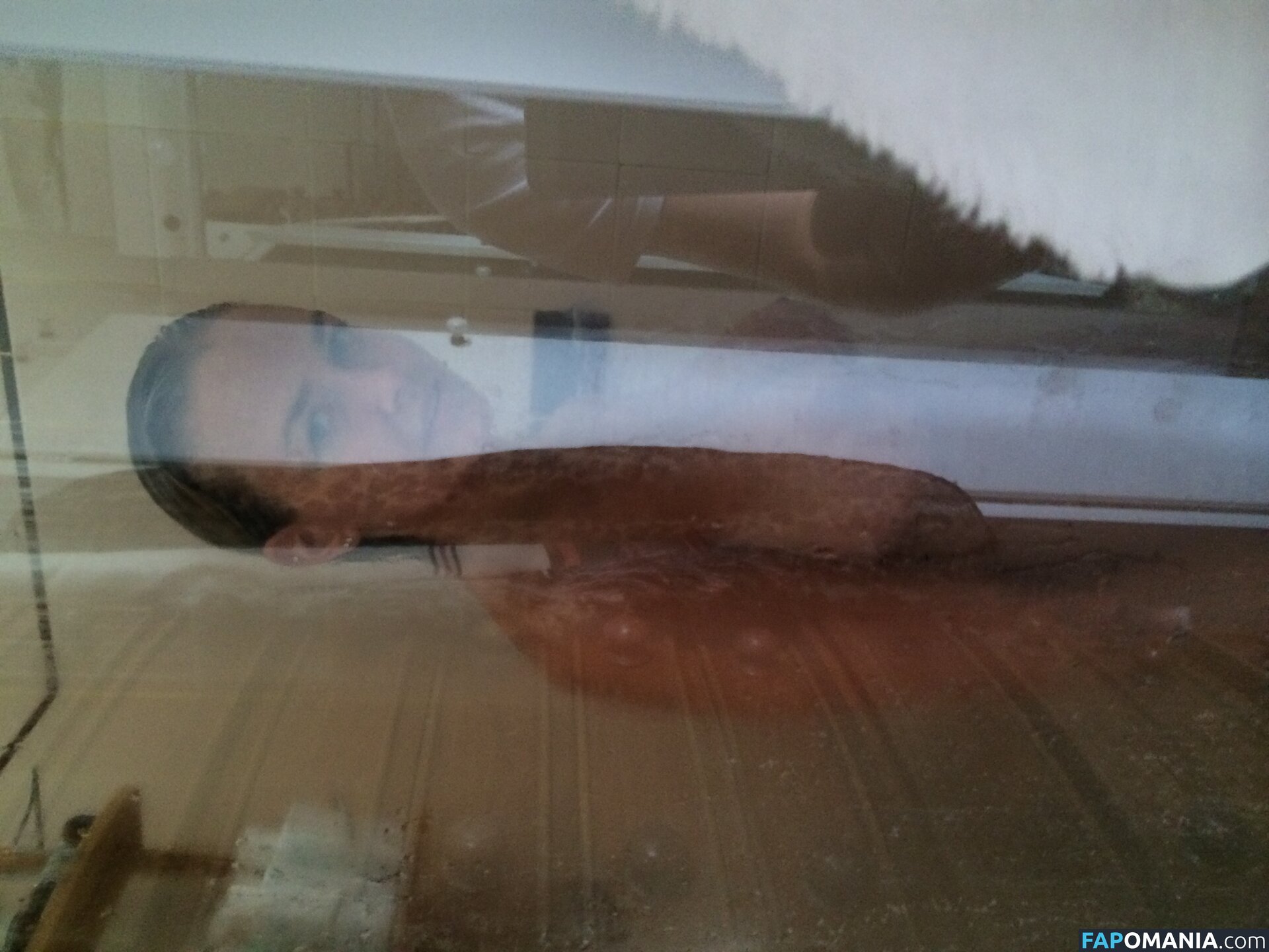 Lara Bingle Nago Przeciekłe zdjęcie #231