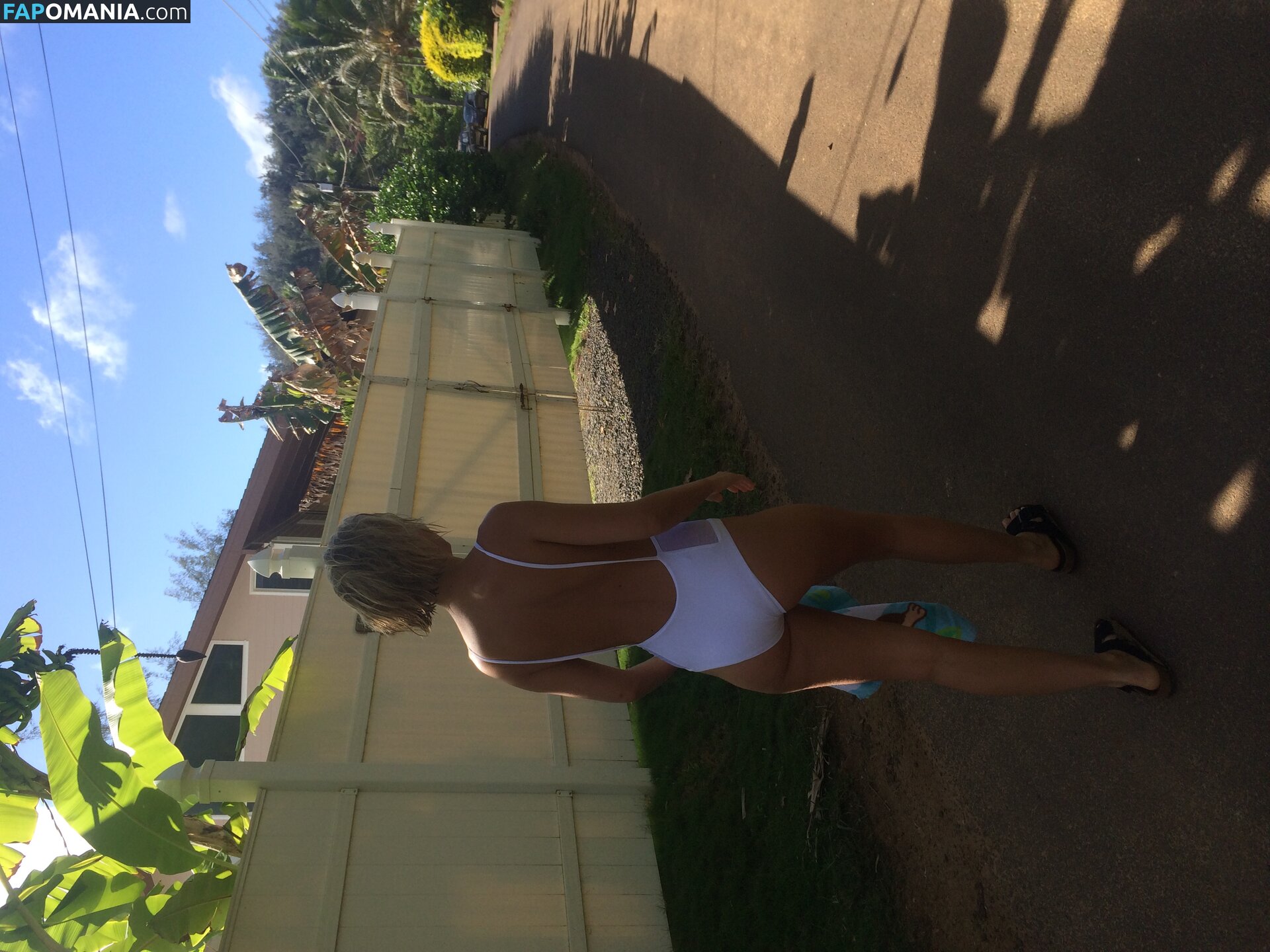 Lara Bingle Nago Przeciekłe zdjęcie #355