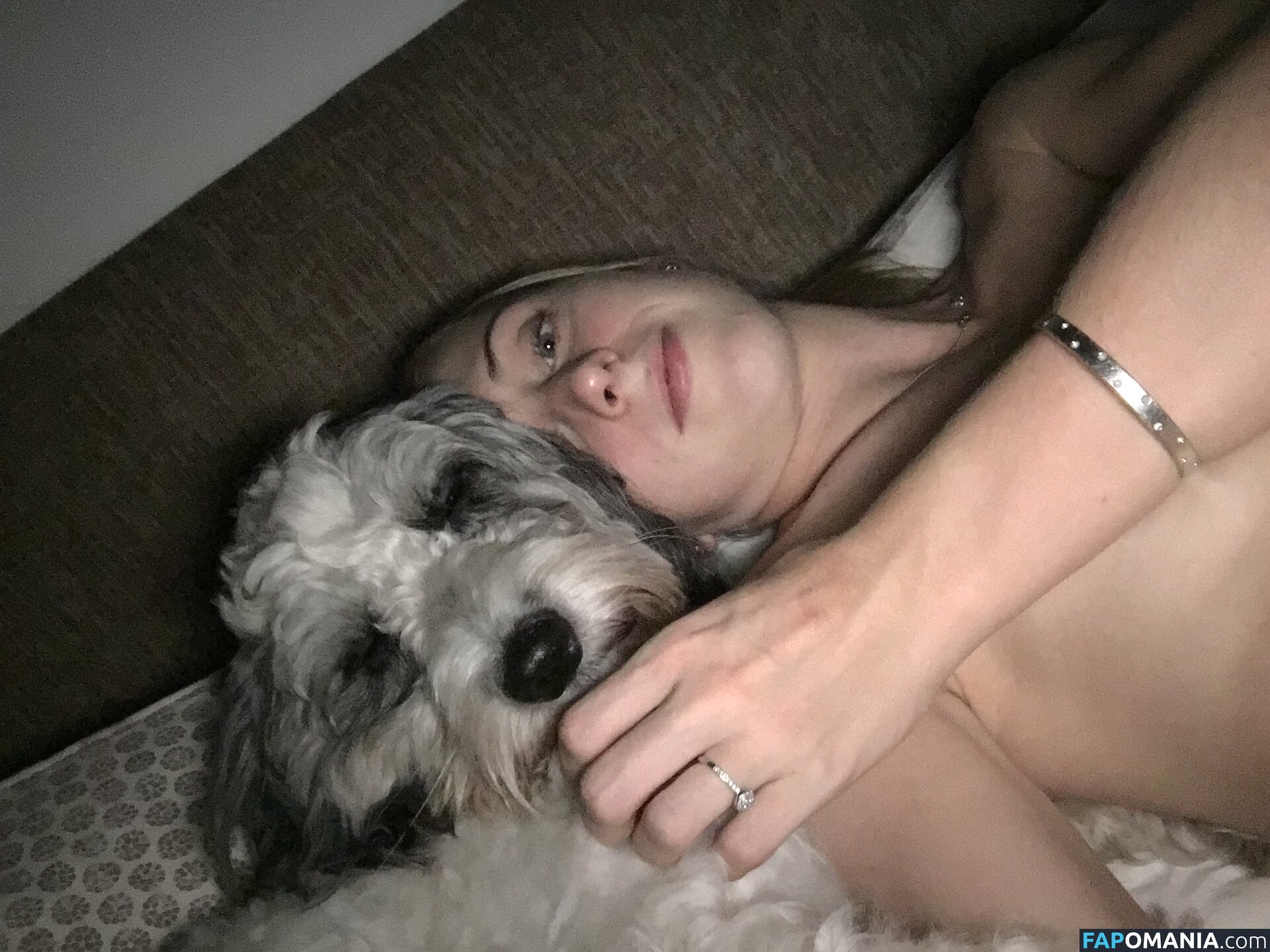 Laura Trott Nago Przeciekłe zdjęcie #10