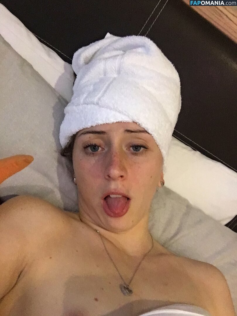 Laura Trott Nago Przeciekłe zdjęcie #15