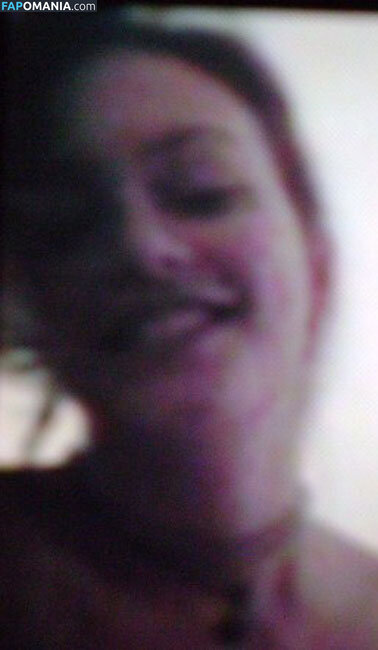 Leighton Meester Nago Przeciekłe zdjęcie #9