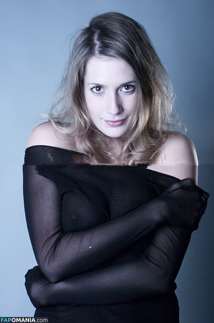 Lenka Zahradnicka Nago Przeciekłe zdjęcie #2