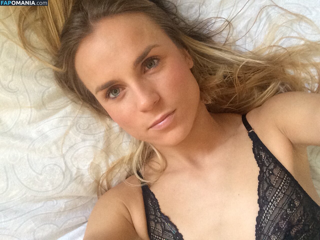 Lina Stanciute Nago Przeciekłe zdjęcie #4