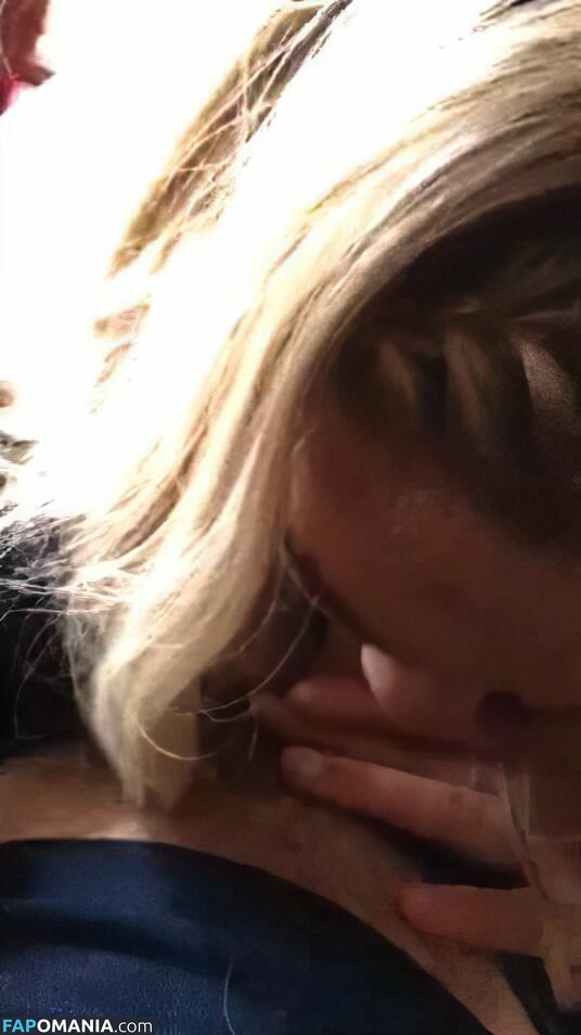 Louisa Johnson Nago Przeciekłe zdjęcie #34