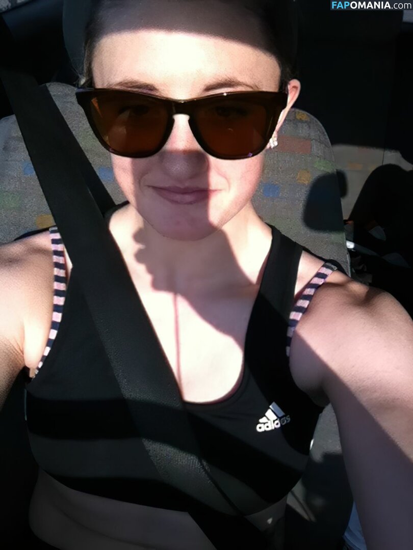 Lucy Hatton Nago Przeciekłe zdjęcie #81