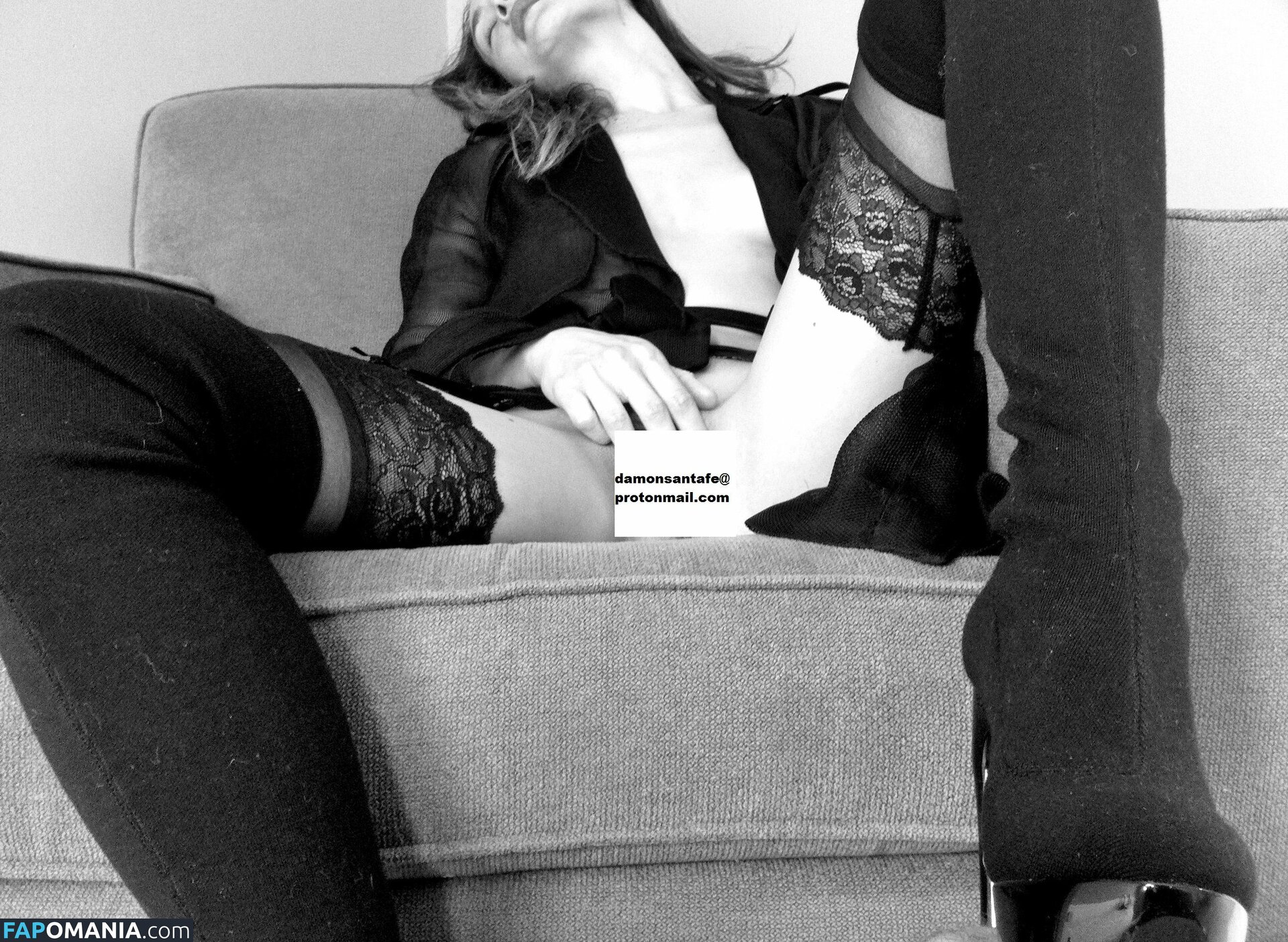 Maggie Q Nago Przeciekłe zdjęcie #1